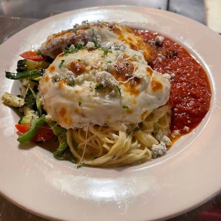 Delicious Chicken Parmesan and Italian Classics